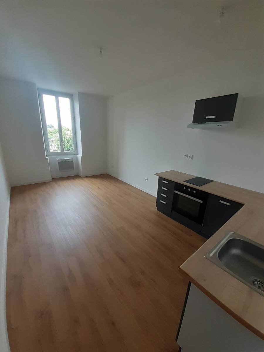 Appartement à louer à Pauillac